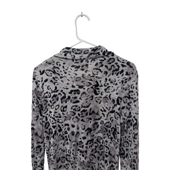 Michael Stars Leopard Print Long Sleeve Button Up Shirt Black Gray Size Small - Picture 6 of 9